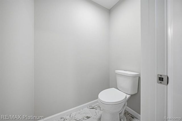 4075 Highcrest Drive, Brighton, MI 48116