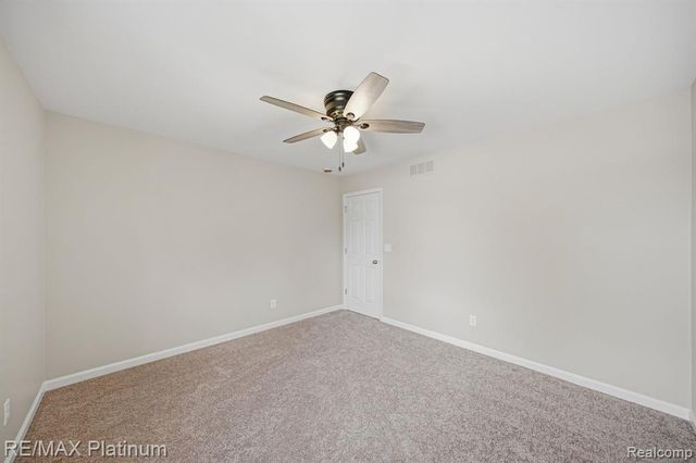 4075 Highcrest Drive, Brighton, MI 48116