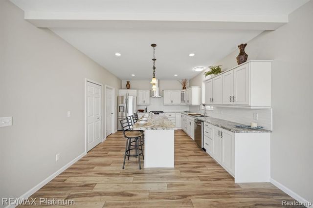 4075 Highcrest Drive, Brighton, MI 48116