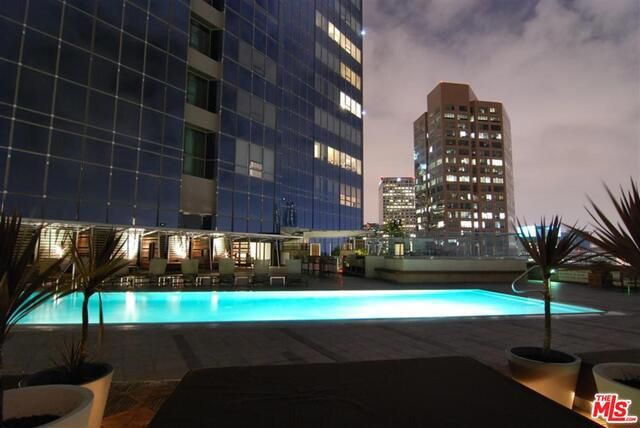 1100 Wilshire 3404, Los Angeles, CA 90017