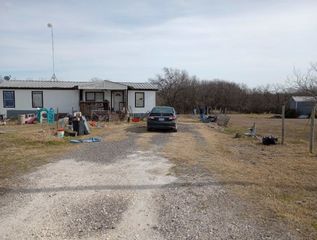 154 Meadowview Lane, Hubbard, TX 76648