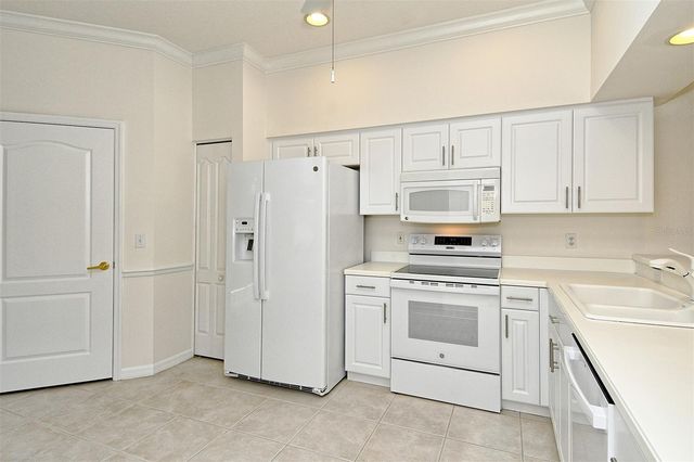 5159 PEPPERMILL COURT, Sarasota, FL 34241