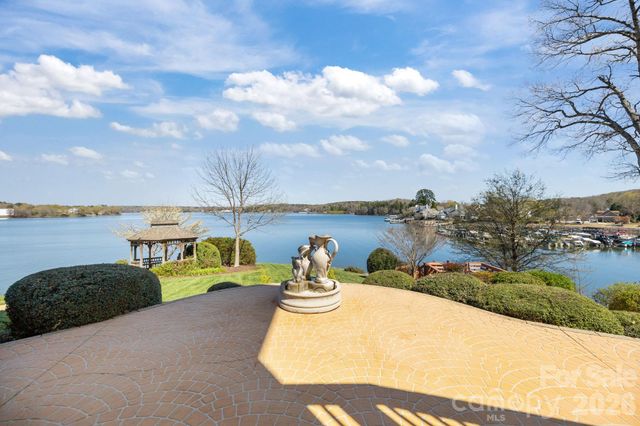 16101 Woolwine Road, Charlotte, NC 28278