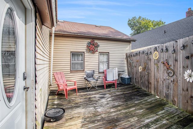 317 W Hanover Street, Marshall, MI 49068