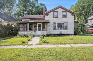 317 W Hanover Street, Marshall, MI 49068