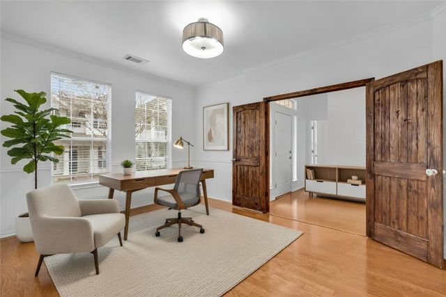 2606 Kinney Oaks CT, Austin, TX 78704