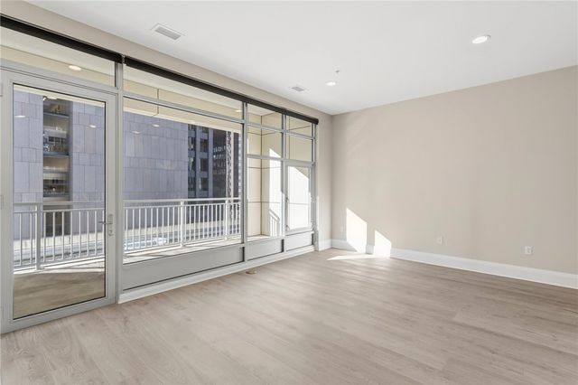 301 5th Ave 506, Downtown Pgh, PA 15222