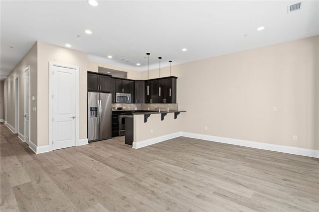 301 5th Ave 506, Downtown Pgh, PA 15222