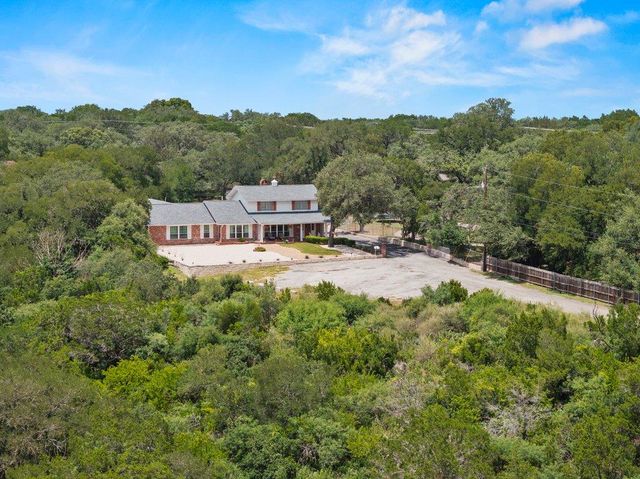 699 Floral Ave, New Braunfels, TX 78130