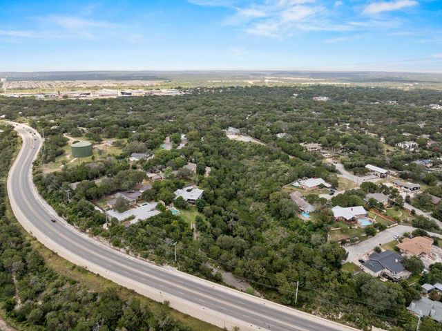 699 Floral Ave, New Braunfels, TX 78130