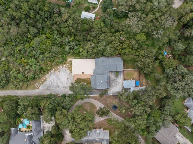 699 Floral Ave, New Braunfels, TX 78130