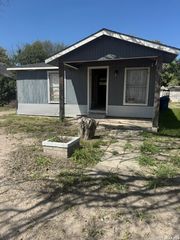 613 VFW Blvd., San Antonio, TX 78214