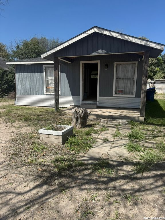 613 VFW Blvd., San Antonio, TX 78214