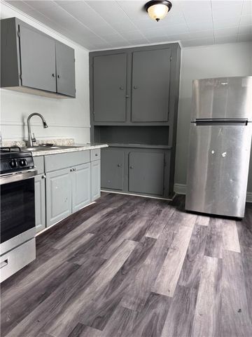 929 Plymouth Avenue North, Rochester, NY 14608