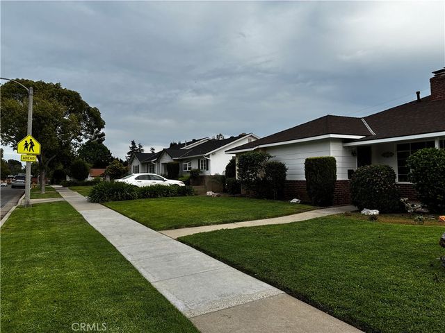 1520 Melody Lane, Fullerton, CA 92831