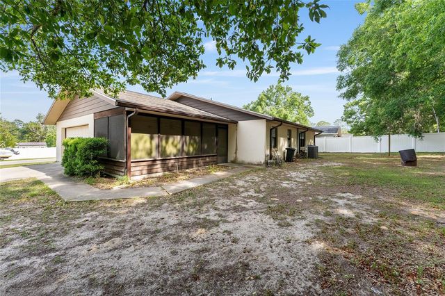 11300 SE 74TH AVENUE, Belleview, FL 34420