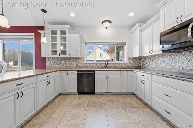 28796 Liparoto Boulevard, Huron Charter Township, MI 48134