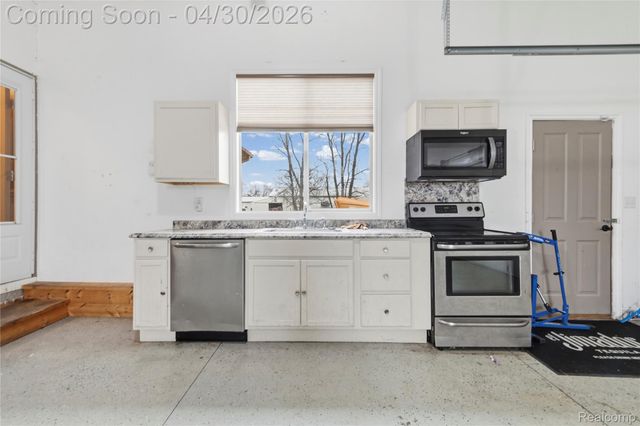28796 Liparoto Boulevard, Huron Charter Township, MI 48134
