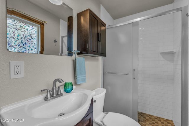 120 E 300 North, Kamas, UT 84036