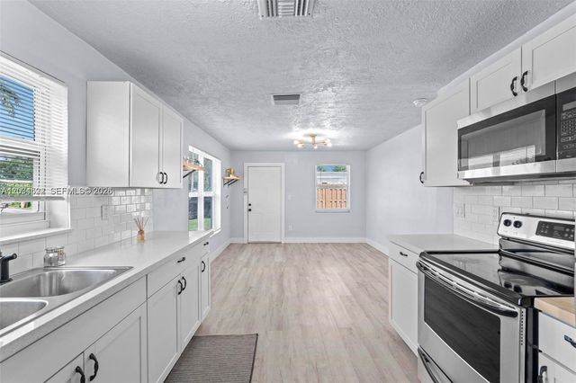 5621 SW 38th Ct 0, Davie, FL 33314