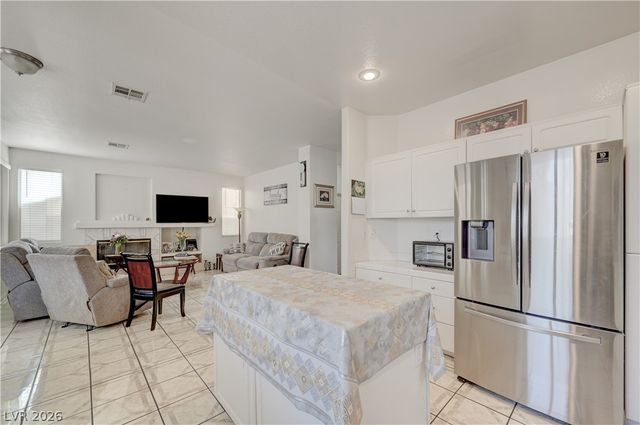 1069 Coral Desert Drive, Las Vegas, NV 89123