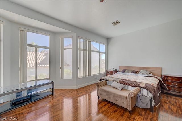 1069 Coral Desert Drive, Las Vegas, NV 89123