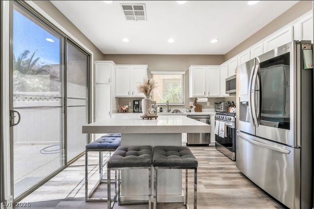 5393 Coral Ribbon Avenue, Las Vegas, NV 89139