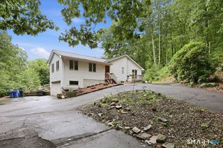17 Bonair Road, Tolland, CT 06084