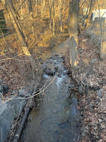 8 Old Albany Post Road A, Ossining, NY 10562