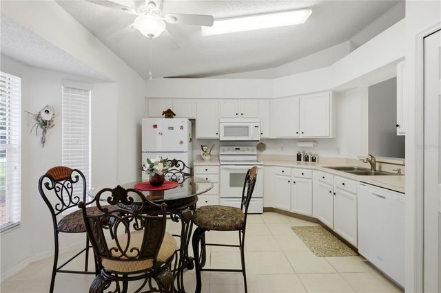 25110 BELLEVUE, Leesburg, FL 34748
