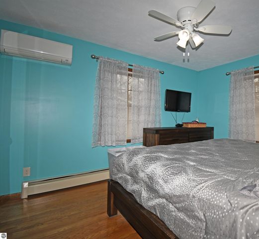 1720 Iroquois Trail, National City, MI 48748