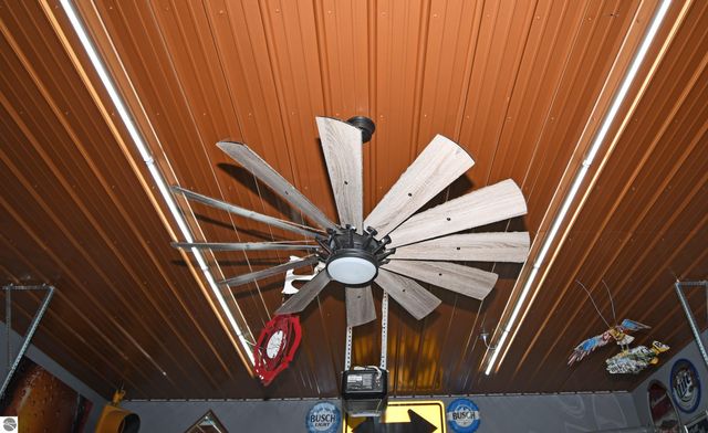 1720 Iroquois Trail, National City, MI 48748