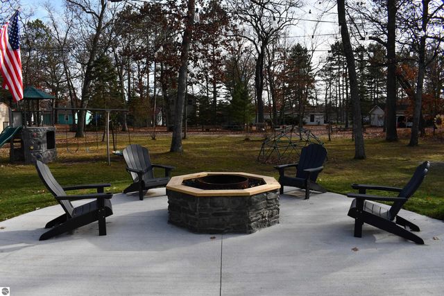 1720 Iroquois Trail, National City, MI 48748