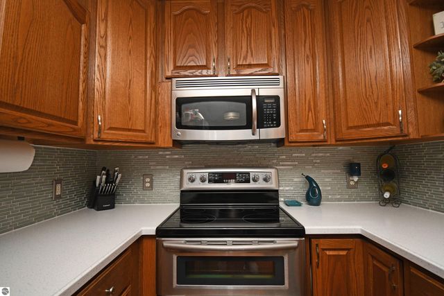 1720 Iroquois Trail, National City, MI 48748