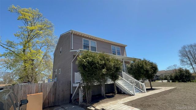 29 Sheridan Drive, Shirley, NY 11967