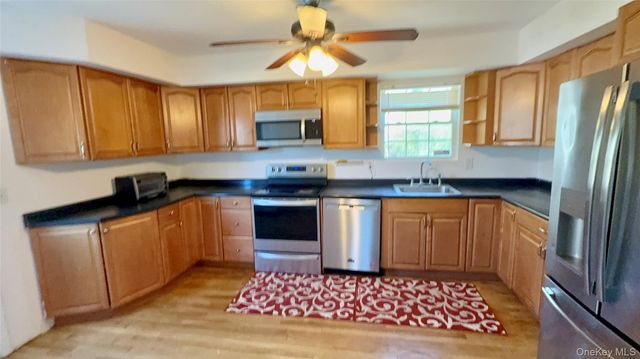 29 Sheridan Drive, Shirley, NY 11967