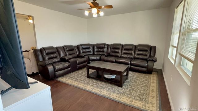 29 Sheridan Drive, Shirley, NY 11967