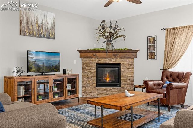 13105 Canyons Edge Drive, Colorado Springs, CO 80921