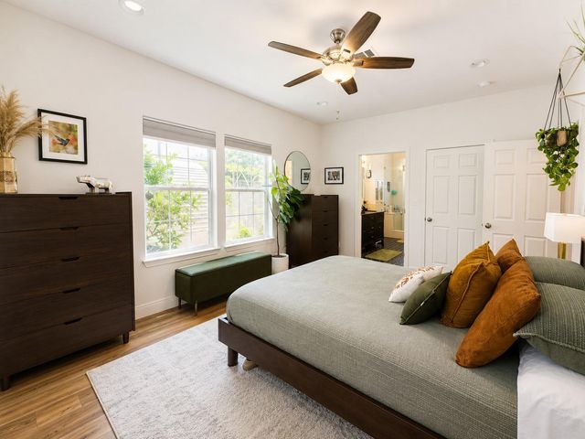 1612 N Miriam Ave B, Austin, TX 78702