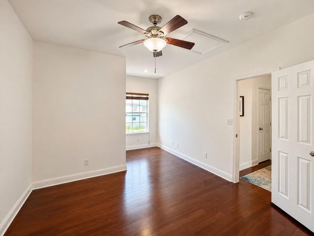 1612 N Miriam Ave B, Austin, TX 78702