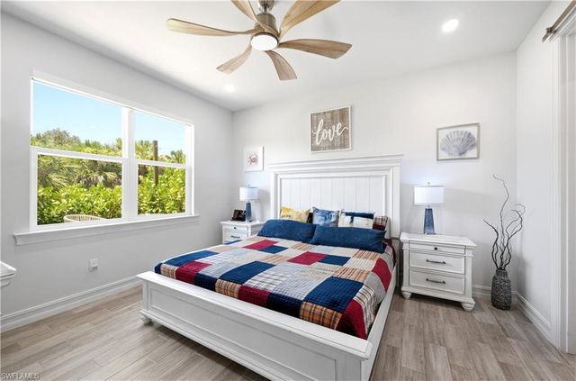 998 Enbrook LOOP, Naples, FL 34114