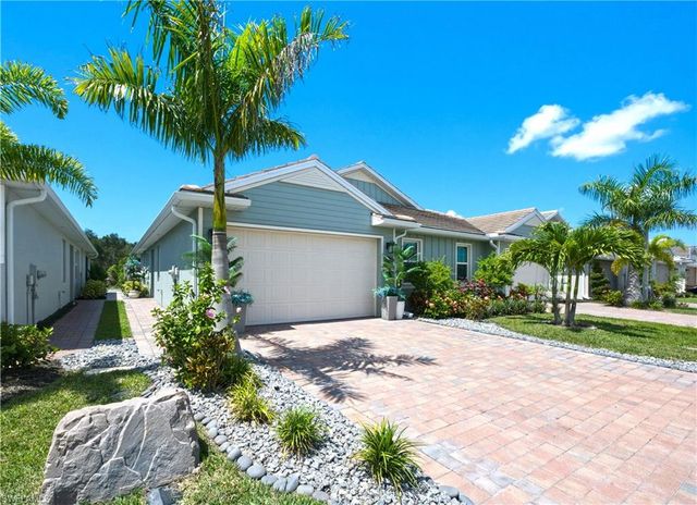 998 Enbrook LOOP, Naples, FL 34114