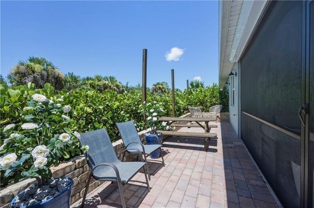 998 Enbrook LOOP, Naples, FL 34114