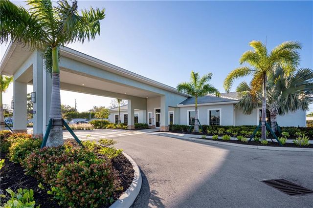 998 Enbrook LOOP, Naples, FL 34114