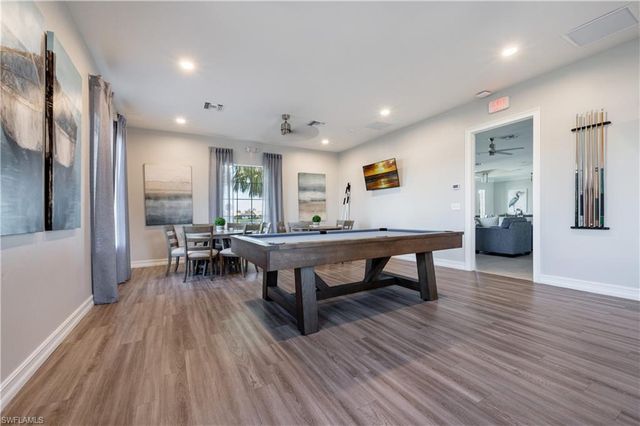 998 Enbrook LOOP, Naples, FL 34114