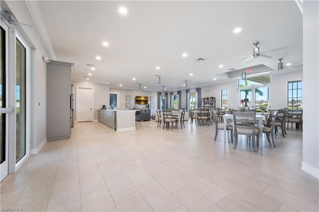 998 Enbrook LOOP, Naples, FL 34114