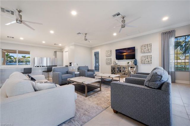 998 Enbrook LOOP, Naples, FL 34114