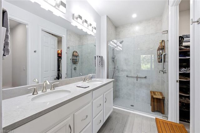 998 Enbrook LOOP, Naples, FL 34114