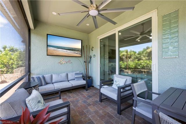 998 Enbrook LOOP, Naples, FL 34114