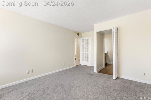 1680 Cliffs Landing 302E, Ypsilanti Charter Township, MI 48198